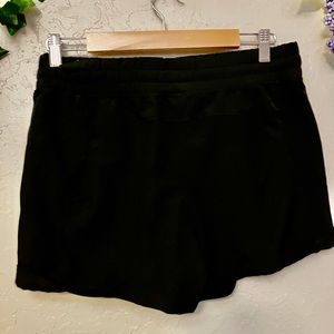 NWOT Black summer shorts